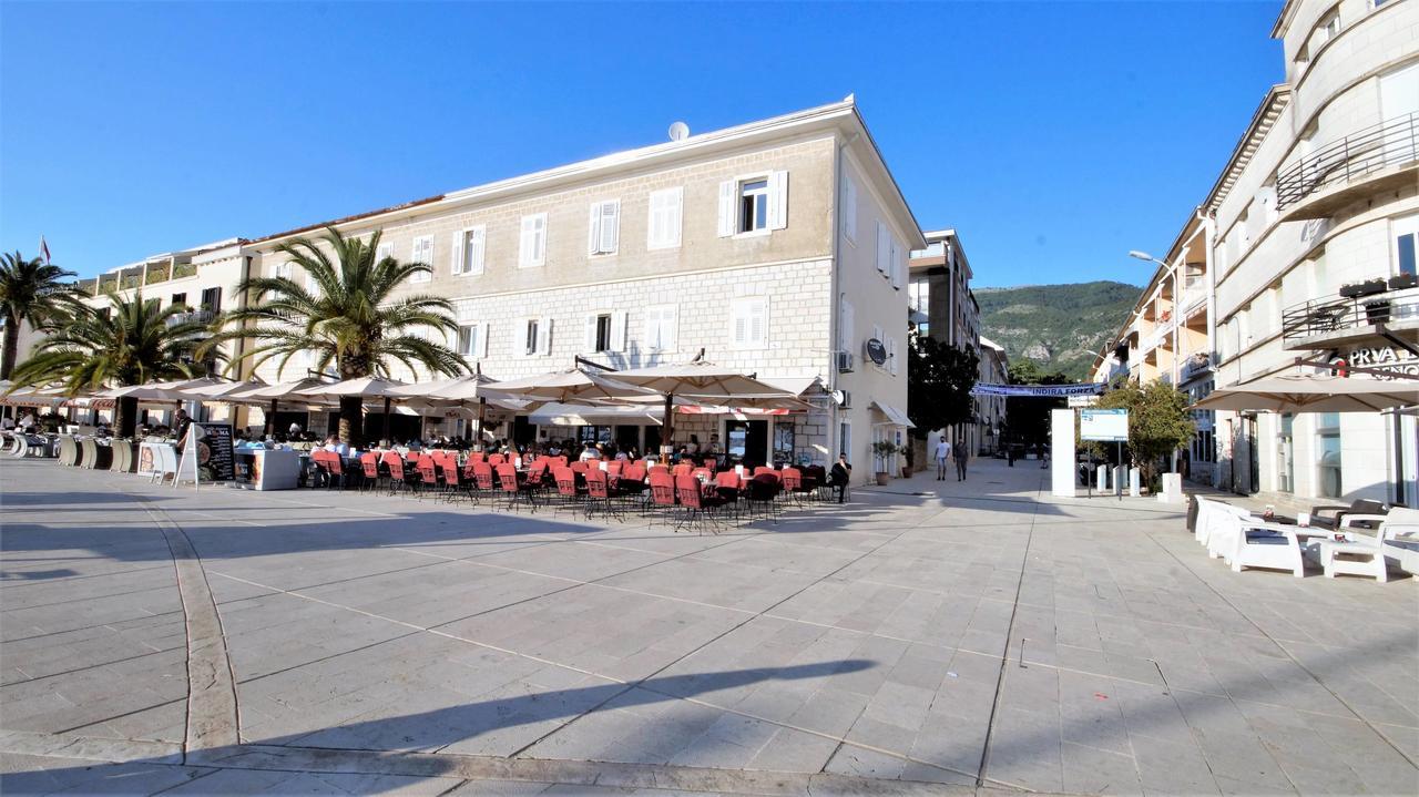 Kala Apartment Tivat Exterior foto